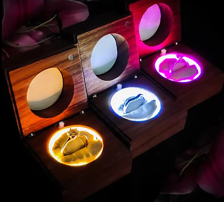 /uploads/image/2024/05/09/Luxury Factory Wholesale Custom Led Wooden Jewelry Box With Led Light Rin.png